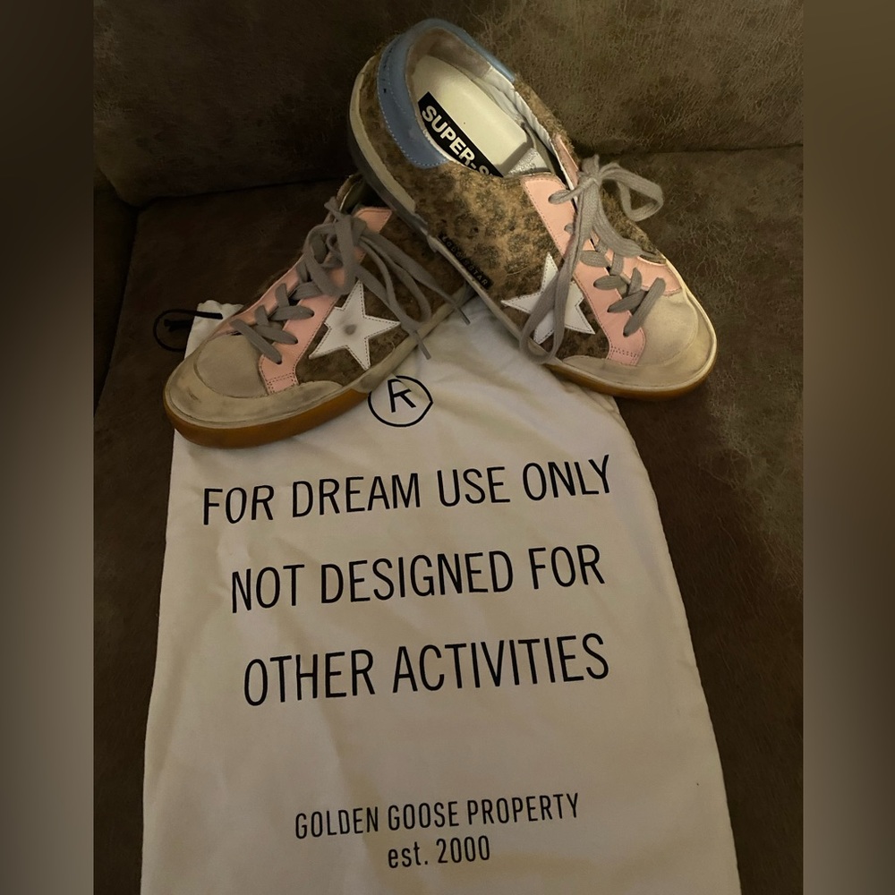 Golden Goose Woman’s Super-Star Low Top Leopard Pink and Blue Sneakers Size 39